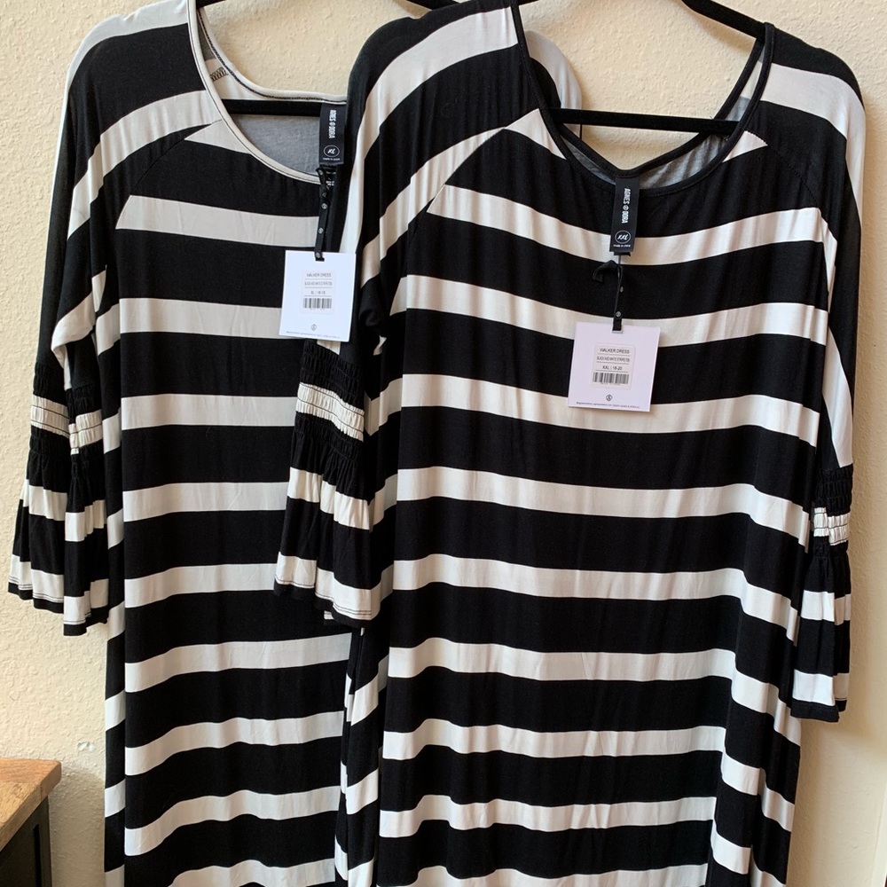 Walker dress Black & White Stripes